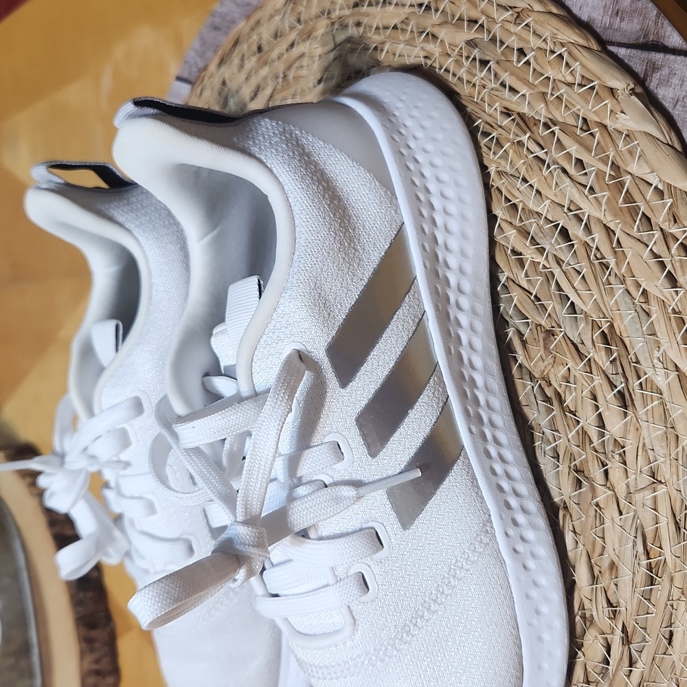 Adidas sneakers - Picture 11 of 11